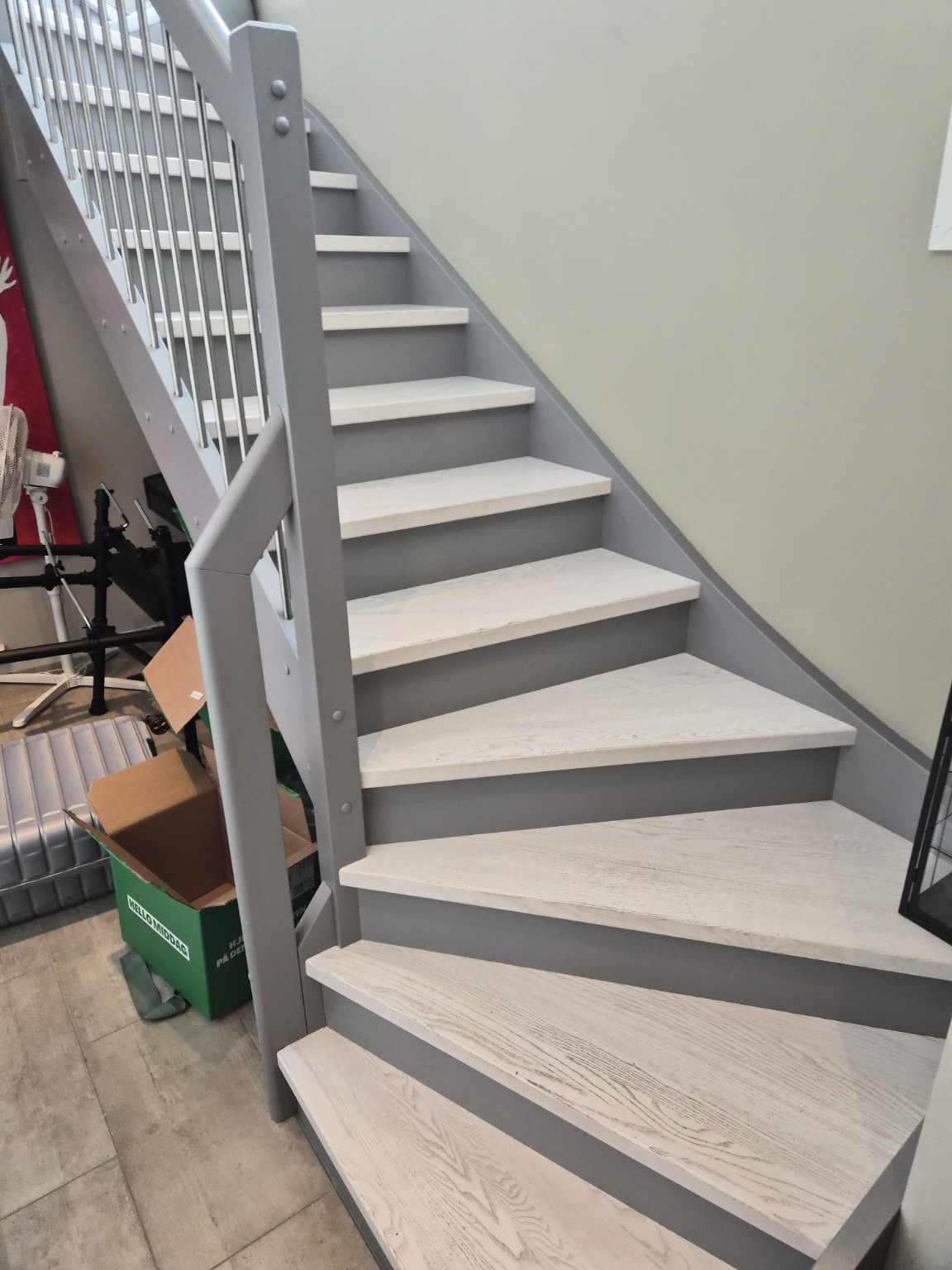 Renovering og oppgradering av innvendig trapp